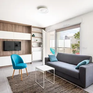 appartement-de-standing-avec-grande-terrasse.hotels-rhonealpes.com/